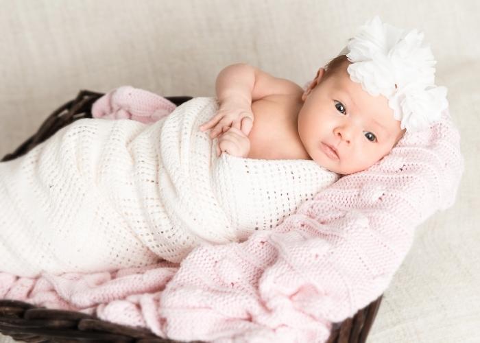 Clipping-Amazon-Newborn-Shoot-Outfit-Neutral-Colors