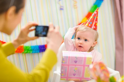 baby-first-birthday-clipping-amazon